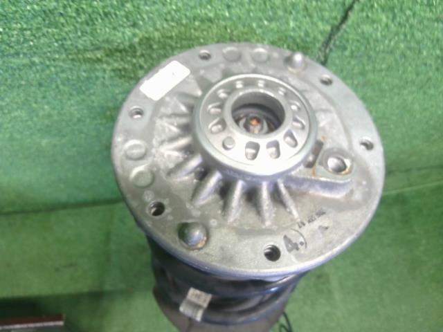 【中古】BMW 3シリーズ LDA-8C20 左フロントストラット 37 11 6 874 517 自社品番250375