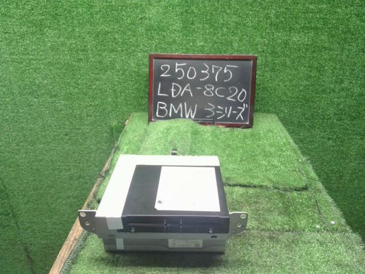 【中古】BMW 3シリーズ LDA-8C20 カーナビゲーション　ユニット　 ALB179 自社品番250375