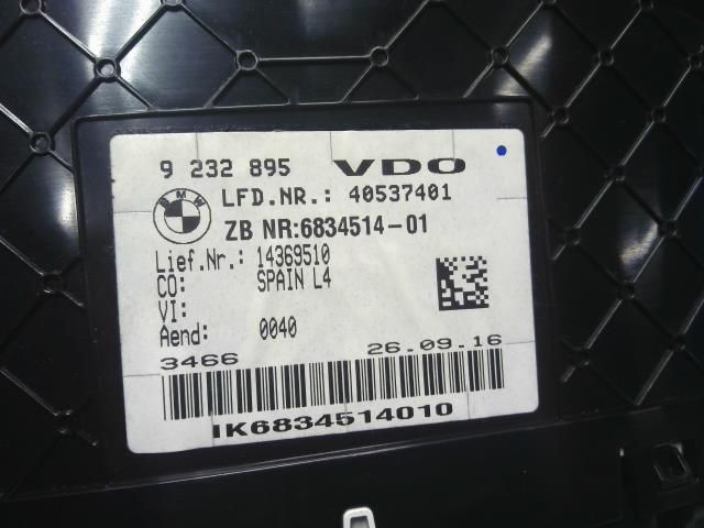 【中古】BMW 3シリーズ LDA-8C20 スピードメーター  自社品番250375