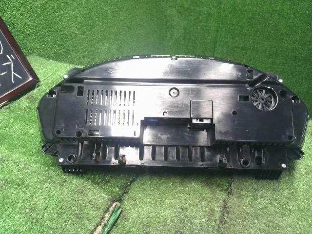 【中古】BMW 3シリーズ LDA-8C20 スピードメーター  自社品番250375