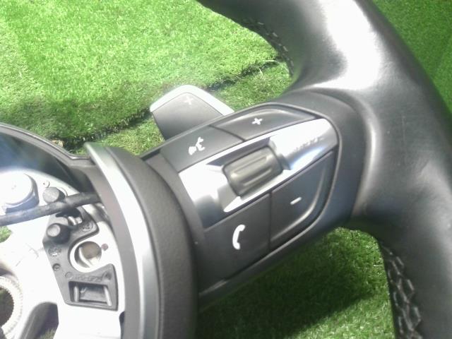 【中古】BMW 3シリーズ LDA-8C20 ステアリングホイール ハンドル 32 30 7 850 404 自社品番250375