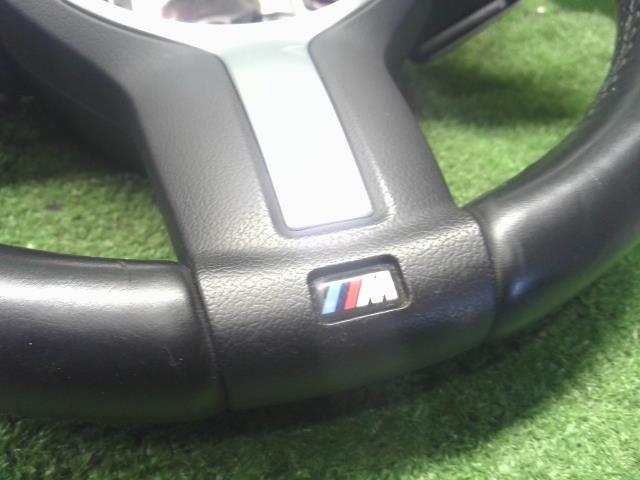 【中古】BMW 3シリーズ LDA-8C20 ステアリングホイール ハンドル 32 30 7 850 404 自社品番250375