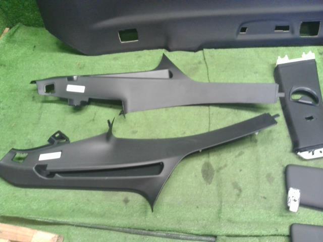 【中古】BMW 3シリーズ LDA-8C20 ルーフライニング トリムセット  自社品番250375