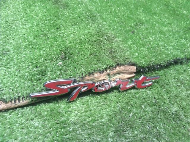 【中古】スイフト 4BA-ZC33S リアゲート バックドア エンブレム 77841-70L00-DFT 自社品番250383 ZWG