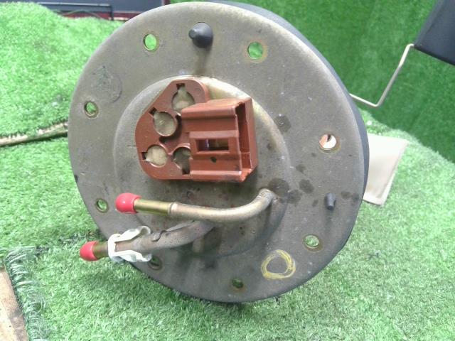 【中古】ロゴ E-GA3 フューエル 燃料ポンプ 17040-S50-931 自社品番250386