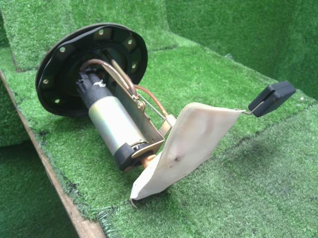 【中古】ロゴ E-GA3 フューエル 燃料ポンプ 17040-S50-931 自社品番250386