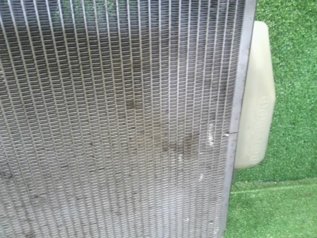 【中古】インプレッサ DBA-GJ7 ラジエーター 電動ファン 45119AG010 自社品番250389 F9T