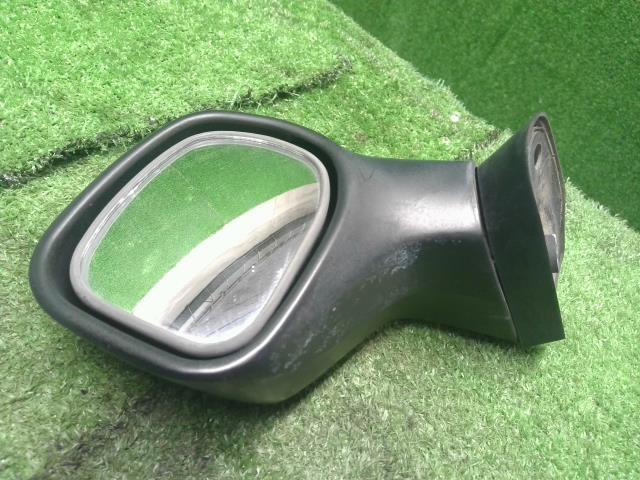 【中古】ジムニー TA-JB23W 左フロントフェンダー アンダーミラー 84704-81A00-5PK 自社品番250393 Z2S