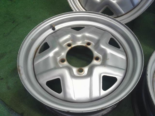 【中古】ジムニー TA-JB23W 純正 スチールホイール 16インチ 4本 43210-80711-27S 自社品番250393 Z2S