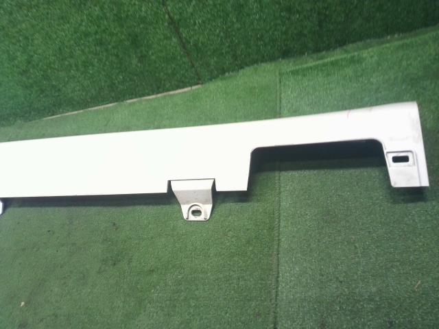 【中古】アコード DBA-CL7 右サイドステップ スポイラー 71800-SEA-911ZF 自社品番250395 NH624P