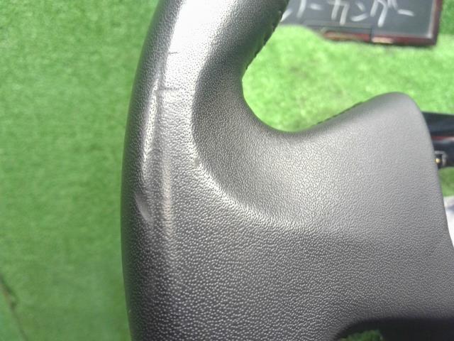 【中古】ルノー カングー ABA-KWK4M ステアリングホイール ハンドル 484006412R 自社品番250404