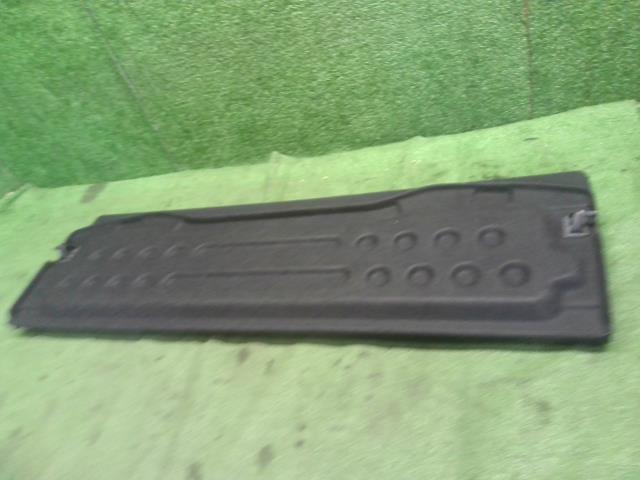 【中古】ルノー カングー ABA-KWK4M リアボード ラゲッジボード 876345286R 自社品番250404