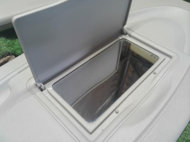 【中古】ルノー カングー ABA-KWK4M サンバイザー  自社品番250404