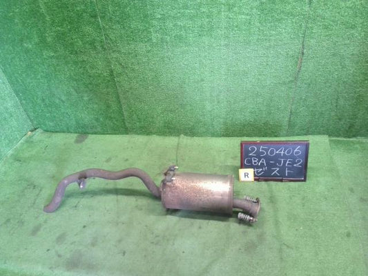 【中古】ゼスト CBA-JE2 リアマフラー 18307-SFD-J03 自社品番250406 PB83P