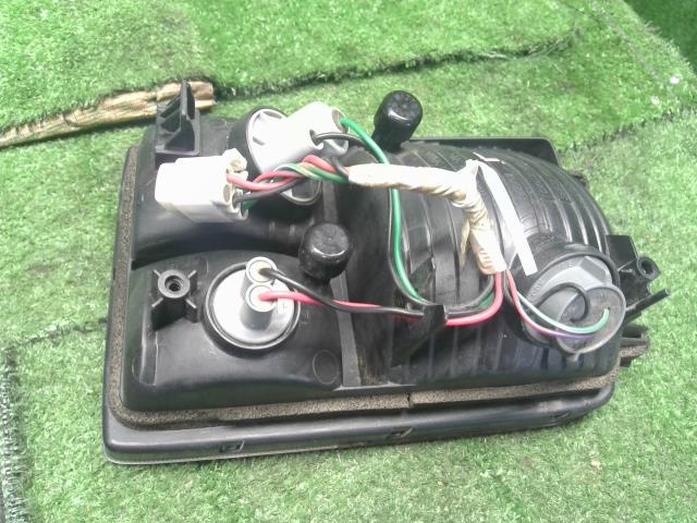 【中古】ミニキャブ HBD-DS17V 左テールランプ MQ507759 自社品番250418 Z2S