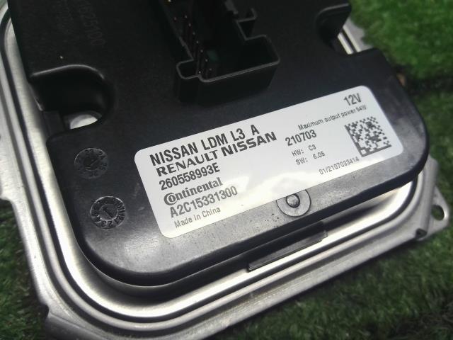 【中古】キックス 6AA-RP15 右 ヘッドライト ランプ コントロールユニット 26055-8993E 自社品番250422 QAB