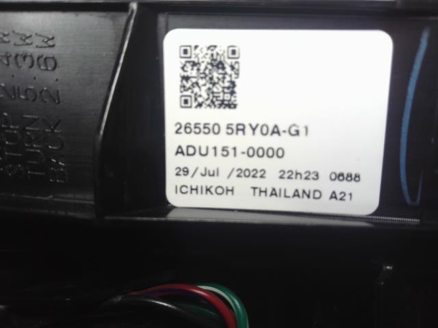【中古】キックス 6AA-RP15 右テールランプ 26550-5RY0A 自社品番250422 QAB
