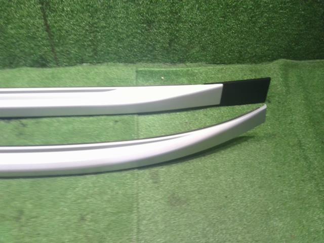 【中古】キックス 6AA-RP15 ルーフバー レール 73822-5RF0A 自社品番250422 QAB