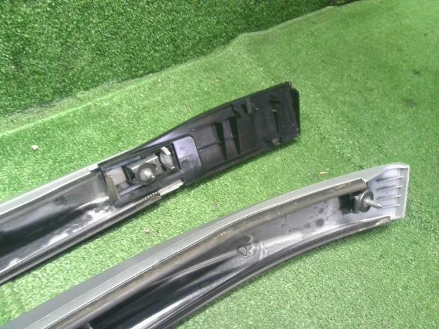 【中古】キックス 6AA-RP15 ルーフバー レール 73822-5RF0A 自社品番250422 QAB