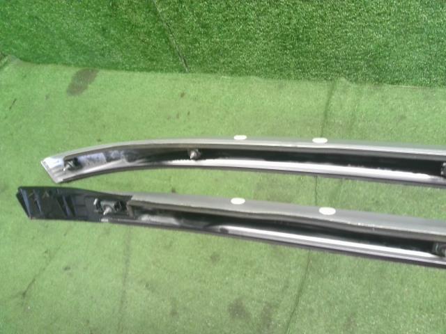 【中古】キックス 6AA-RP15 ルーフバー レール 73822-5RF0A 自社品番250422 QAB