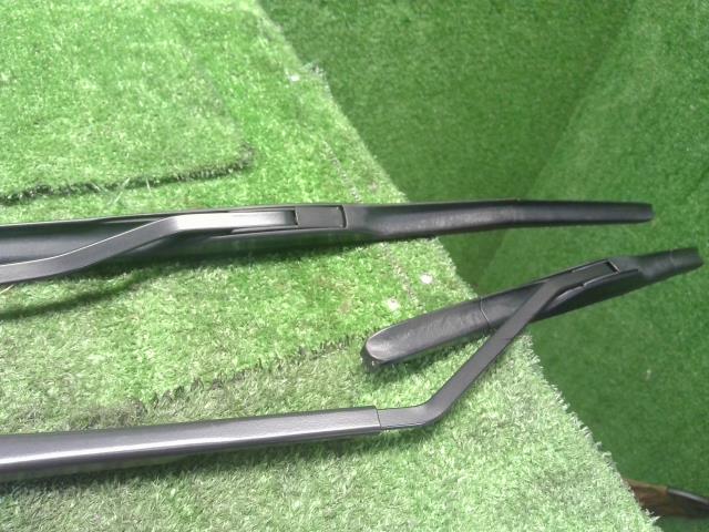 【中古】キックス 6AA-RP15 フロントワイパーアーム  28881-5RY0A 自社品番250422 QAB