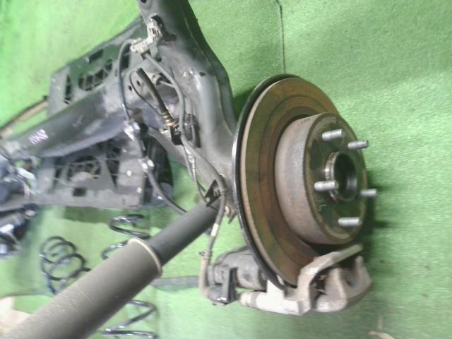 【中古】キックス 6AA-RP15 リアアクスルホーシング ショック スプリング  自社品番250422 QAB