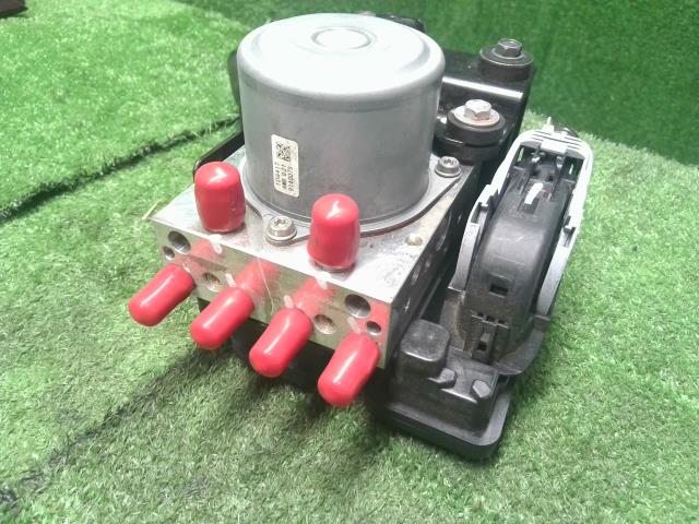 【中古】キックス 6AA-RP15 ＡＢＳアクチュエーター 47660-5RY1E 自社品番250422 QAB