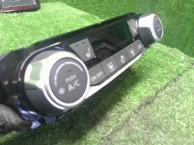 【中古】キックス 6AA-RP15 エアコン AC スイッチパネル 27500-5RY1A 自社品番250422 QAB