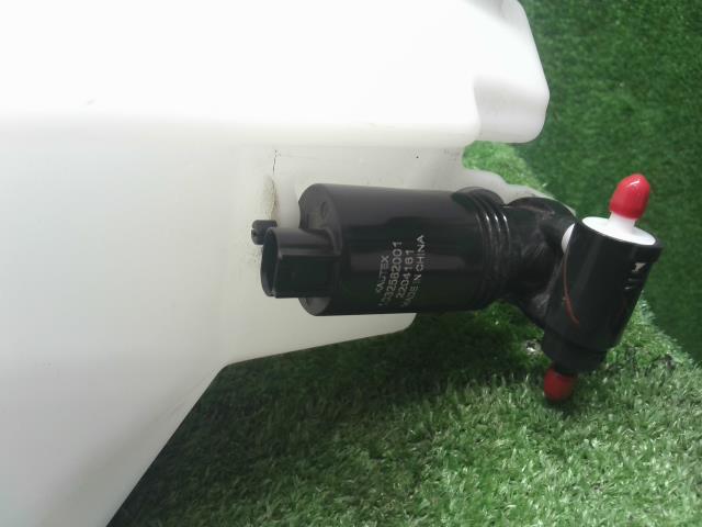 【中古】キックス 6AA-RP15 ウォッシャータンク 28910-5RY0A 自社品番250422 QAB