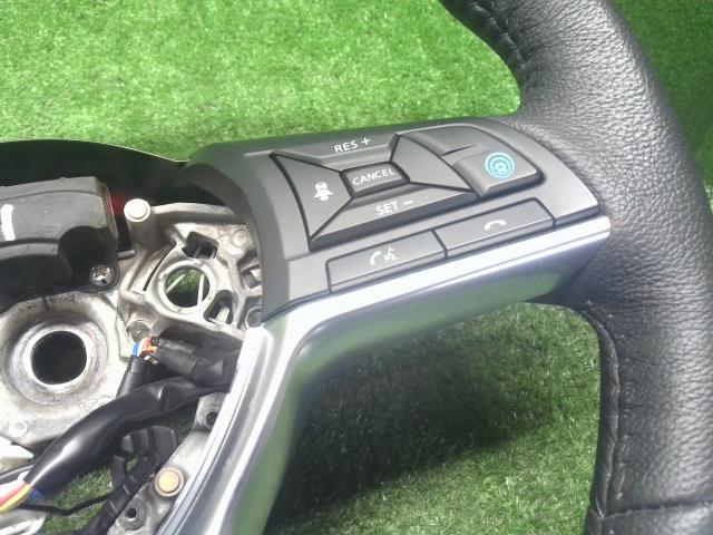 【中古】キックス 6AA-RP15 ステアリングホイール ハンドル 48430-5RY1B 自社品番250422 QAB