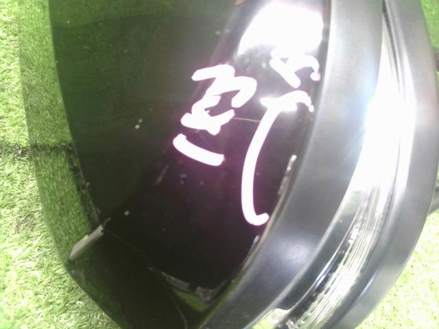 【中古】エスクァイア DBA-ZRR80G 右ドアミラー サイドミラー 87910-28B690 自社品番250427 202