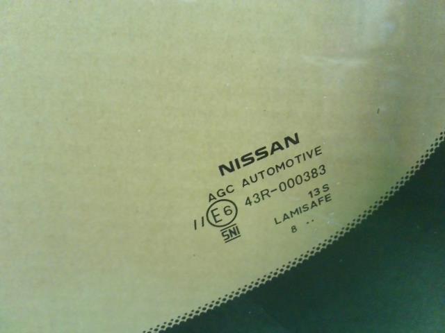 【中古】エクストレイル DBA-NT32 フロントウインドガラス 72700-6FR9D 自社品番250428 G41
