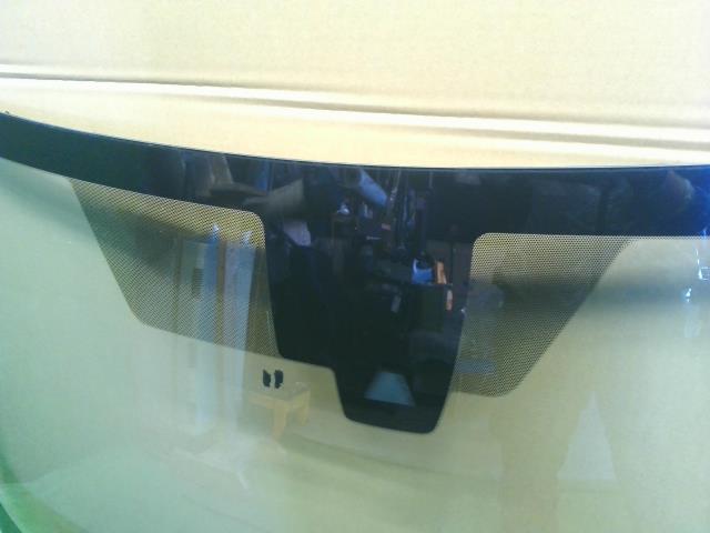 【中古】エクストレイル DBA-NT32 フロントウインドガラス 72700-6FR9D 自社品番250428 G41