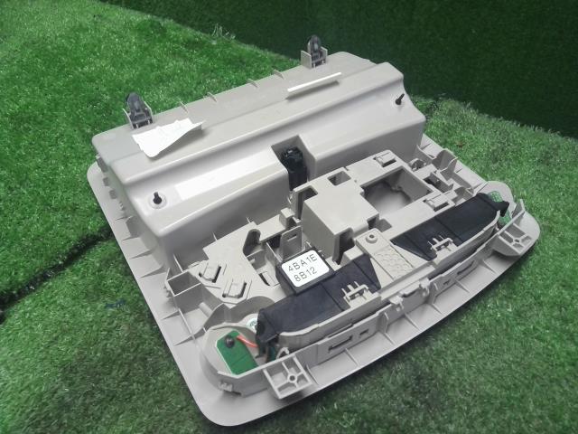 【中古】エクストレイル DBA-NT32 ルームランプ 26430-4CE1E 自社品番250428 G41