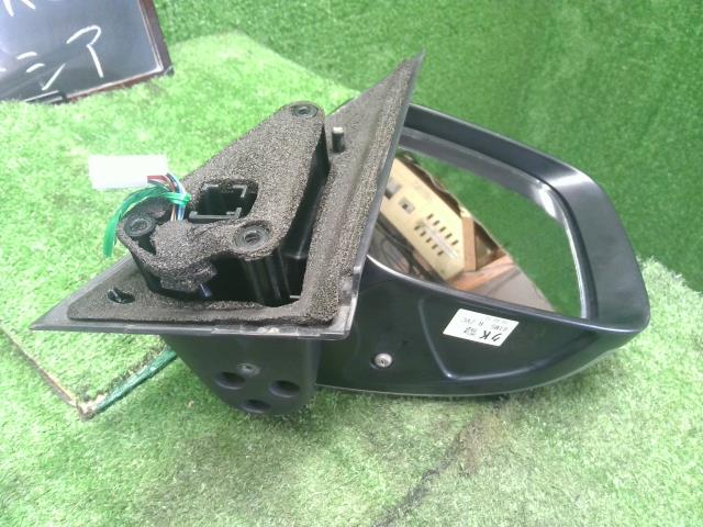 【中古】スペーシア DBA-MK32S 右ドアミラー サイドミラー 847Y1-81MV3 自社品番250442 ZVC