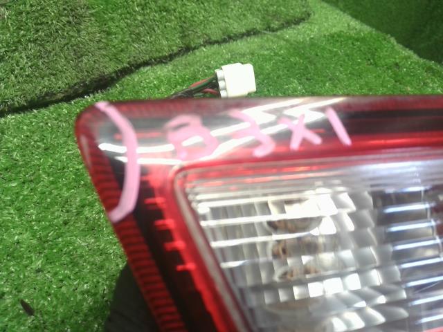 【中古】アルト HBD-HA36V 右テールランプ 35650-74P01 自社品番250443 26U