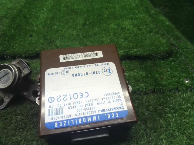 【中古】コペン ABA-L880K キーシリンダー イモビユニット コントロール 69503-97245 自社品番250446 S30