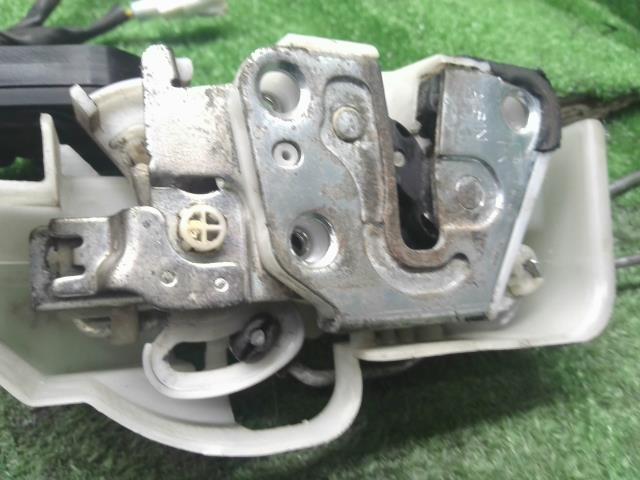 【中古】コペン ABA-L880K 右ドアロック 69310-97225 自社品番250446 S30