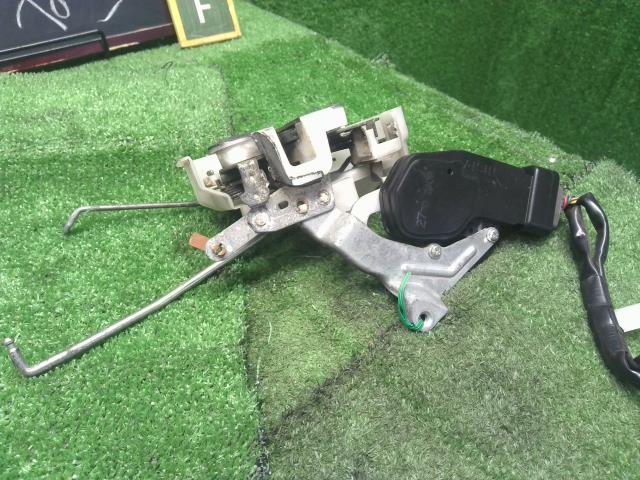 【中古】コペン ABA-L880K 右ドアロック 69310-97225 自社品番250446 S30