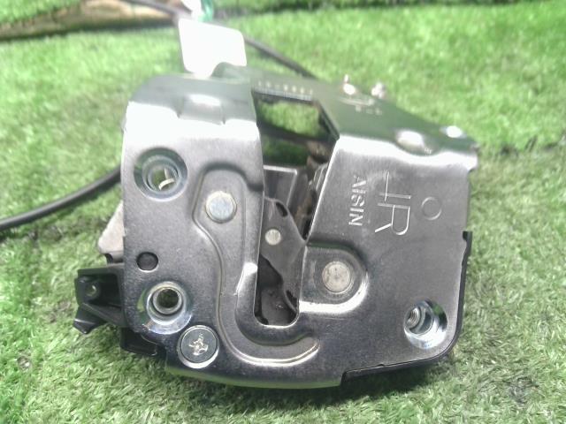 【中古】NV100クリッパー HBD-DR17V 右リアドアロック 82480-4A00J 自社品番250453 Z2S