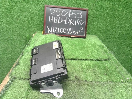 【中古】NV100クリッパー HBD-DR17V BCM コントロールユニット 28525-4A00B 自社品番250453 Z2S