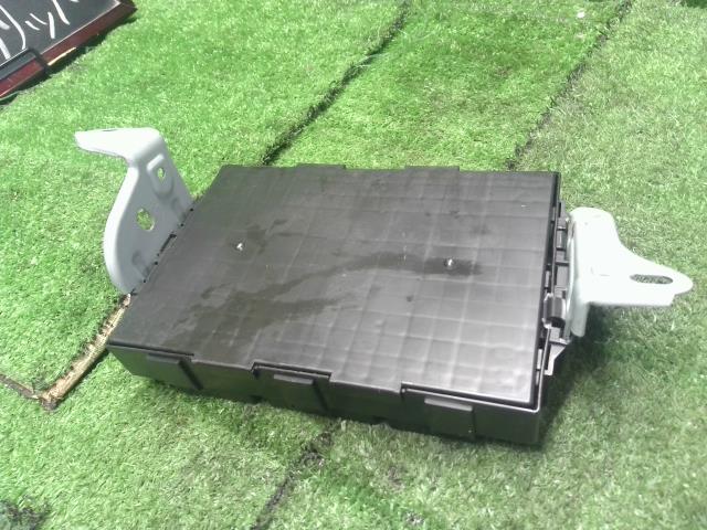 【中古】NV100クリッパー HBD-DR17V BCM コントロールユニット 28525-4A00B 自社品番250453 Z2S