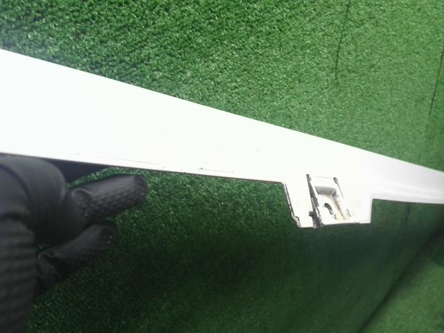 【中古】Ｎ－ＷＧＮ DBA-JH2 左サイドステップ スポイラー 71850-T6G-J01ZF 自社品番250454 NH624P