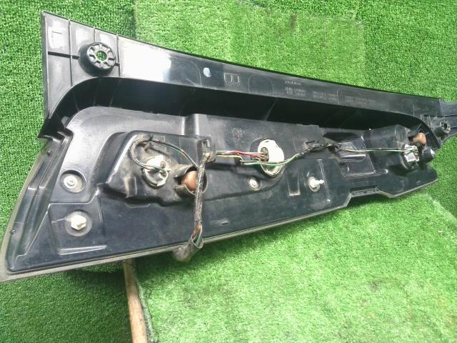 【中古】Ｎ－ＷＧＮ DBA-JH2 左テールランプ 33550-T6G-J01 自社品番250454 NH624P