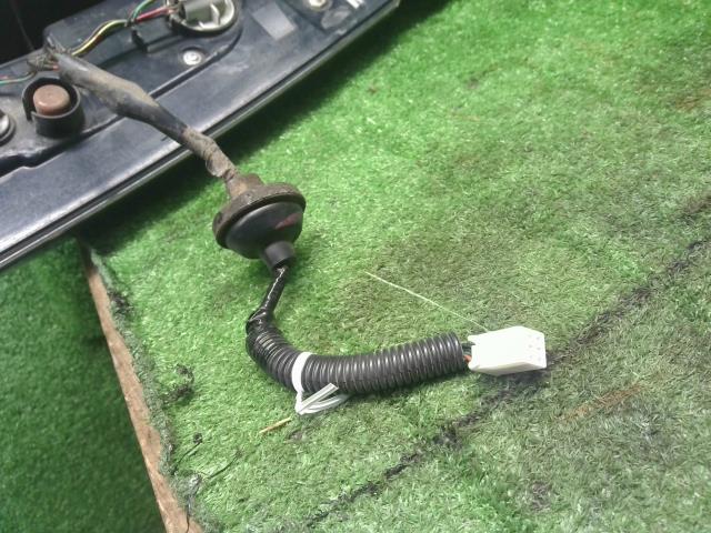 【中古】Ｎ－ＷＧＮ DBA-JH2 左テールランプ 33550-T6G-J01 自社品番250454 NH624P