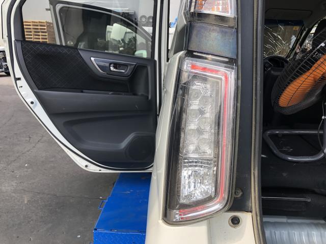 【中古】Ｎ－ＷＧＮ DBA-JH2 左テールランプ 33550-T6G-J01 自社品番250454 NH624P