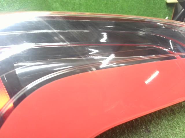 【中古】デイズ 5BA-B43W 右テールランプ 26550-7MA1A 自社品番250456 KBV