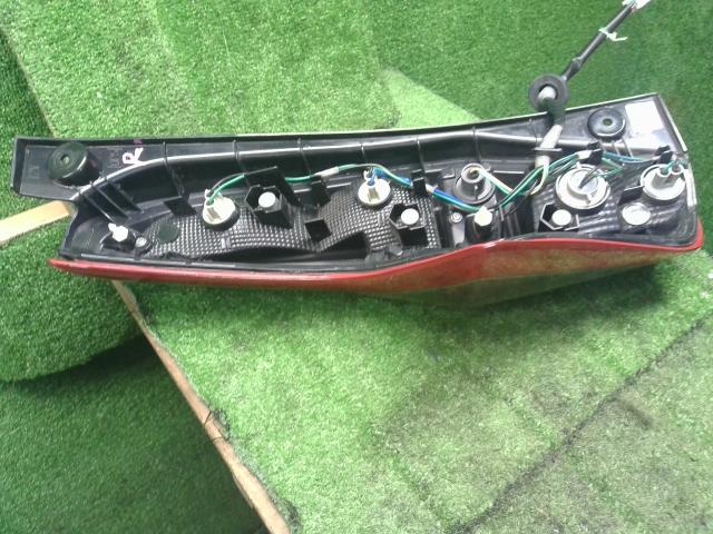 【中古】デイズ 5BA-B43W 右テールランプ 26550-7MA1A 自社品番250456 KBV