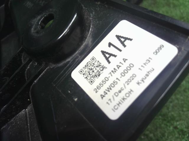 【中古】デイズ 5BA-B43W 右テールランプ 26550-7MA1A 自社品番250456 KBV