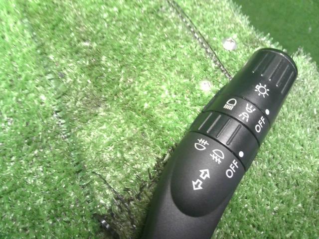 【中古】フォレスター DBA-SH5 ディマー コンビネーションスイッチ 83114AG011 自社品番250457 37J